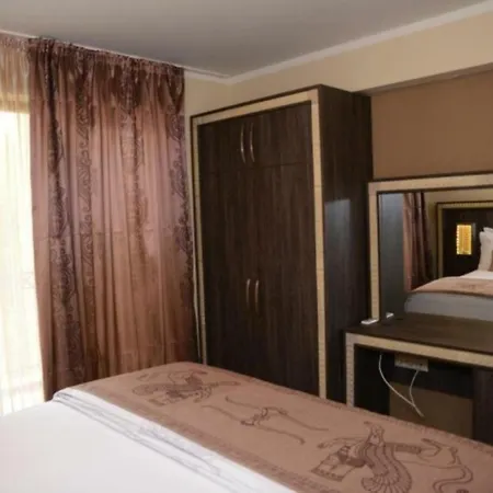 酒店 Argisht Palace Only 3*