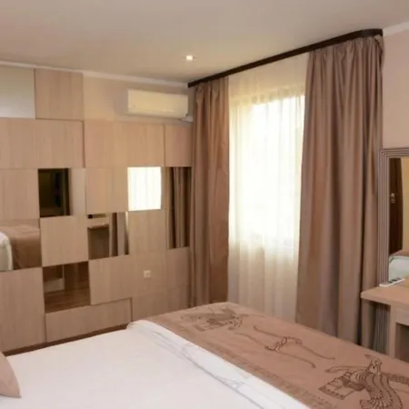 Argisht Palace Only فندق 3*