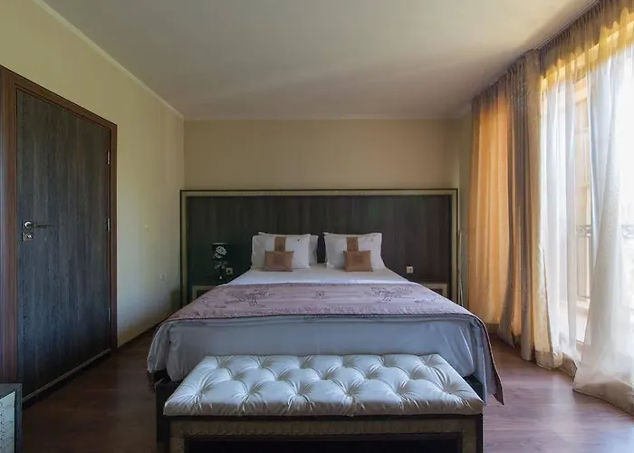 Argisht Palace Only 3* Golden Sands